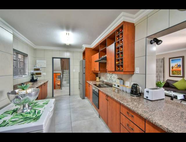 4 BEDROOM HOUSE FOR SALE IN MONTANA PARK